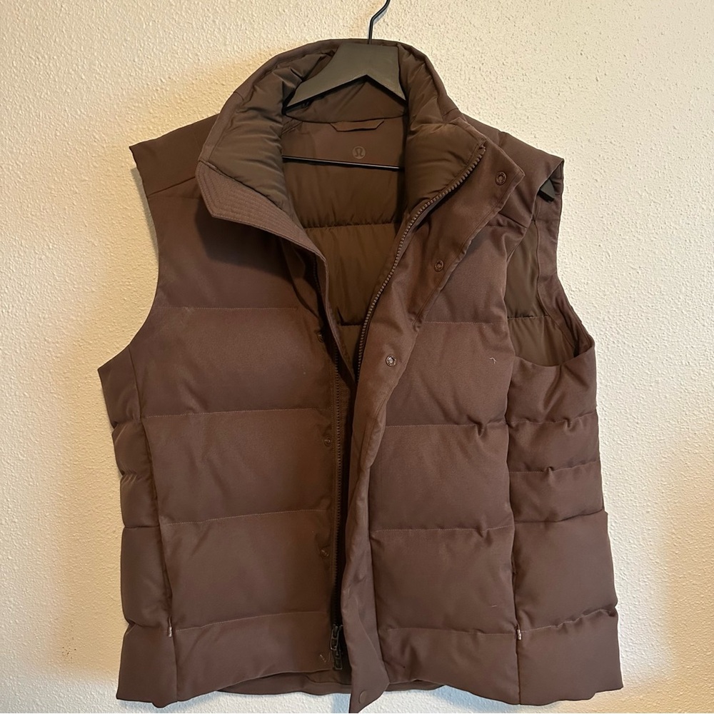 Men's Brown Lululemon Puffer Vest